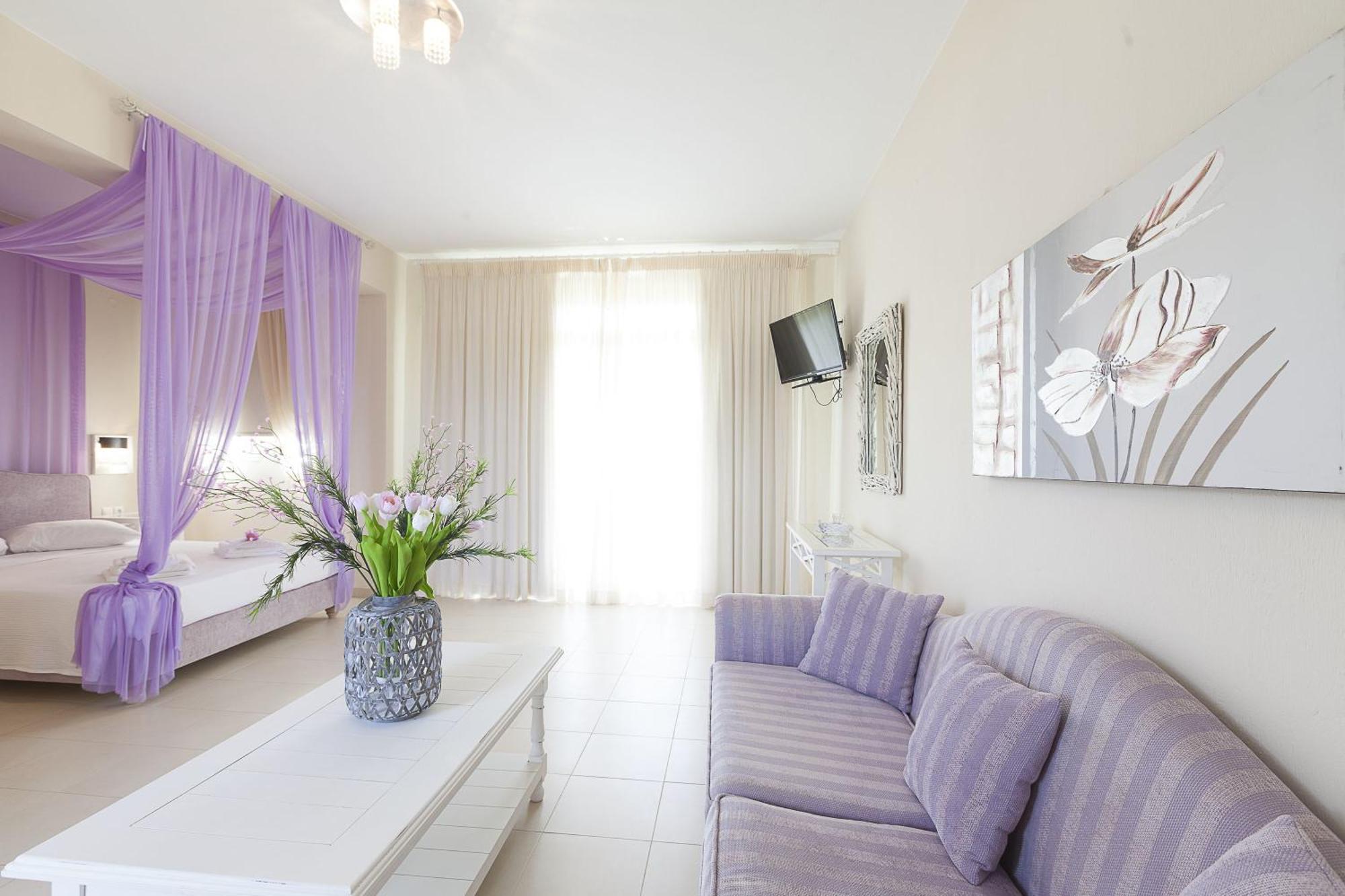 Sunny Hill Hotel Sani  Bilik gambar